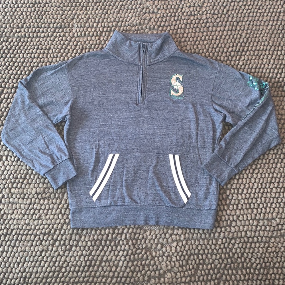 Women’s mariners size M sweater. Used.